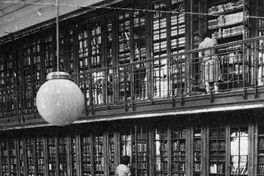 Biblioteca Central : sus grandes benefactores fueron Fernando Irarrázaval y José Manuel Irarrázaval