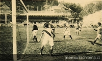 Partido de fútbol entre La Cruz y Diamante en las canchas del Valparaíso Sporting Club, 1923