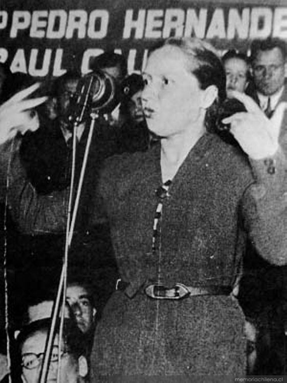 Elena Caffarena en campaña presidencial de Pedro Aguirre Cerda (1938)