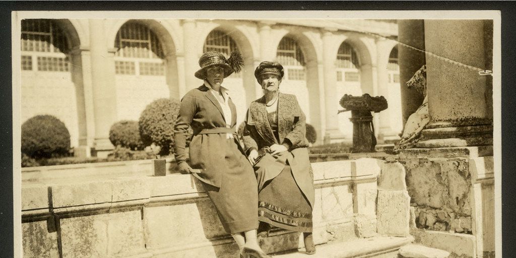 Martina Barros en el Escorial, España, 1919