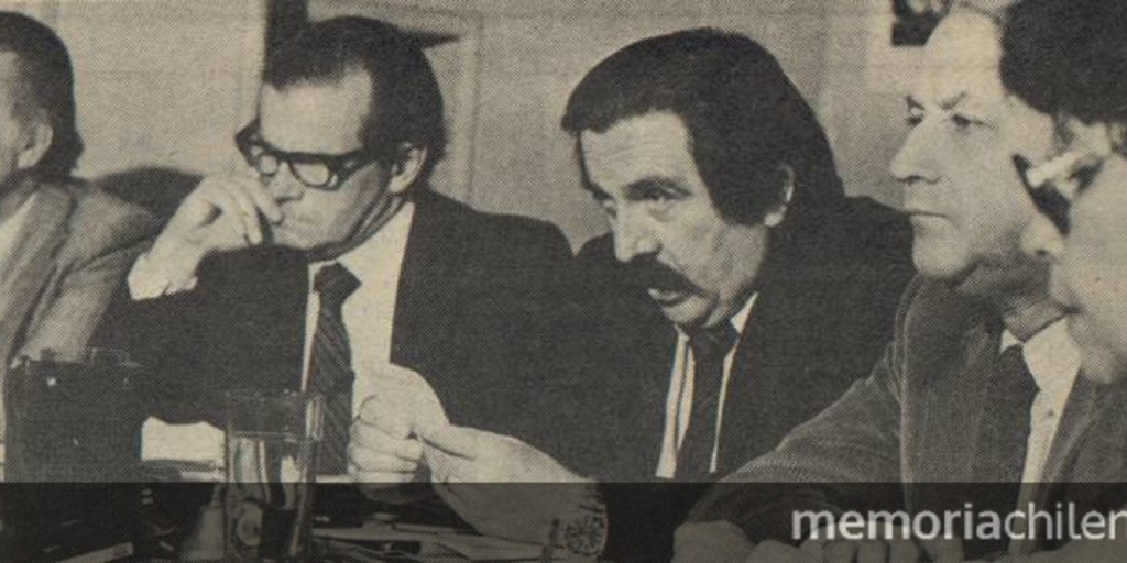 Directiva SECH reclamando censura en dictadura, 1982.