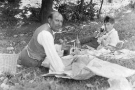 Caballeros en un picnic, 1930