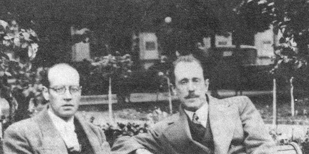 Guillermo Feliú Cruz con Mariano Latorre, 1930