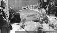 Tumba de Óscar Castro en el Cementerio de Rancagua