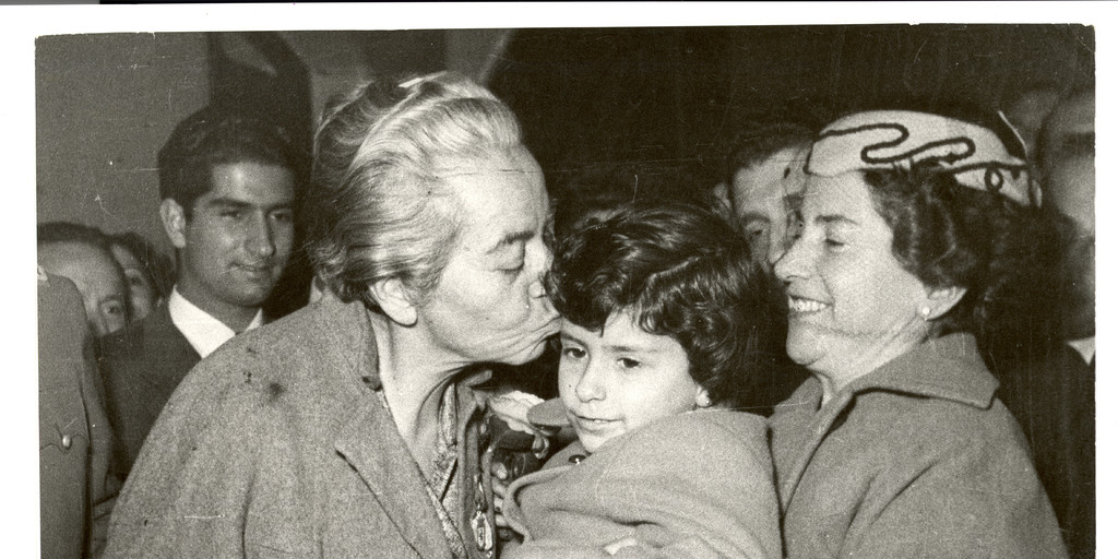 Gabriela Mistral, 1954