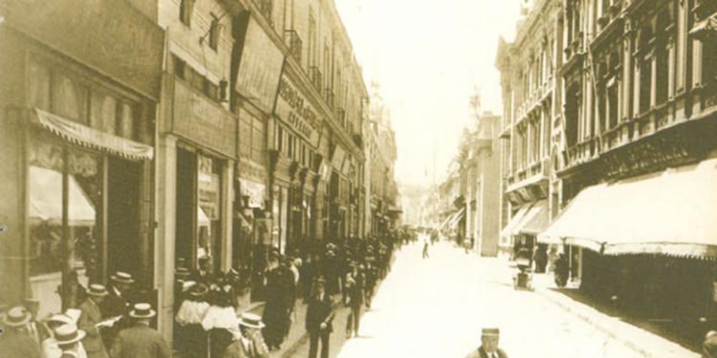 Calle Huérfanos, Chile, hacia 1915