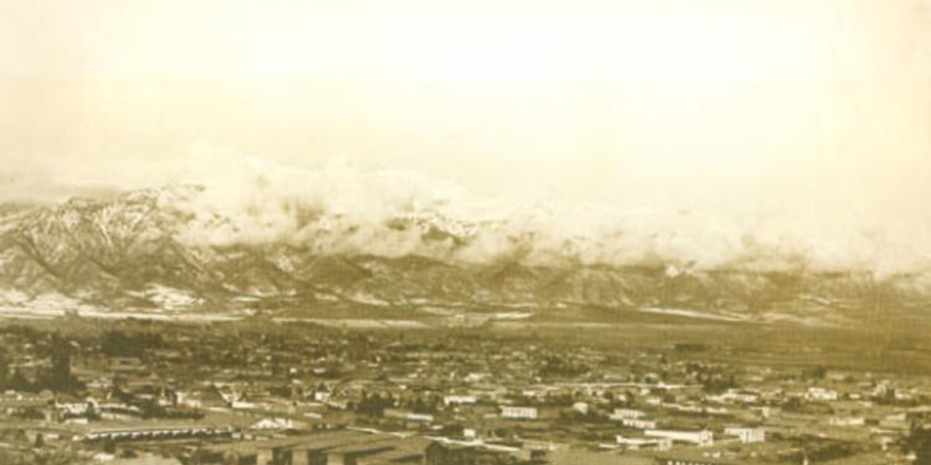 Santiago, visto desde el Cerro Santa Lucía hacia 1908
