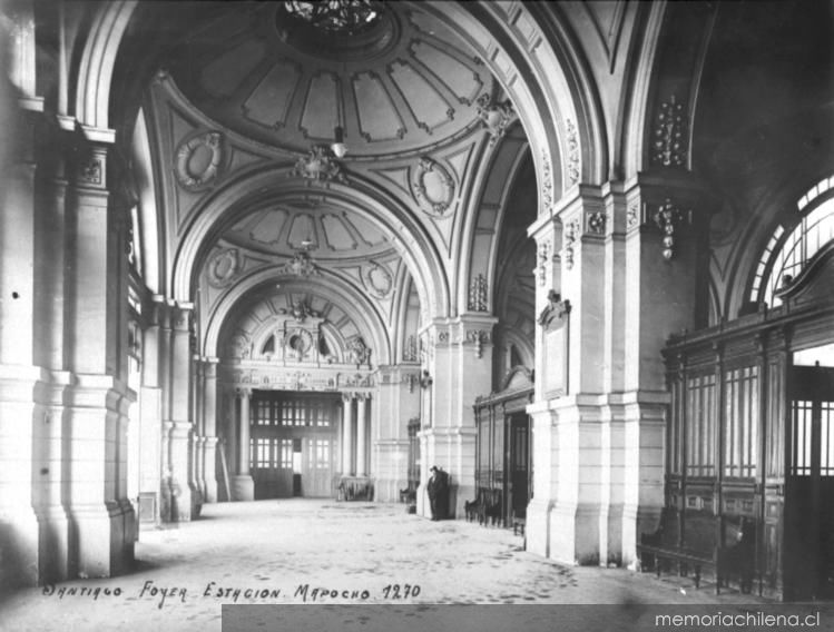 Interior de la estación Mapocho, inaugurada en 1912