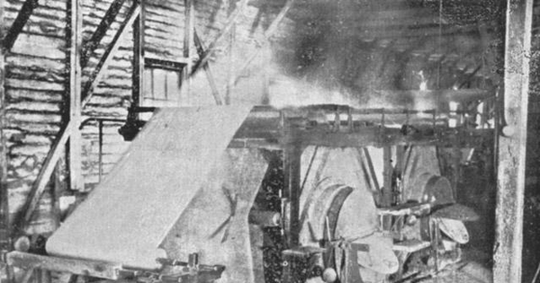 Compañía Chilena de Fósforos, máquina papelera, Talca, 1933
