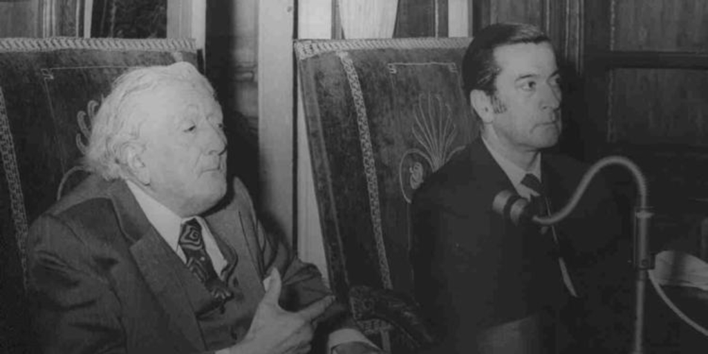 Edgardo Garrido Merino junto a Luis Droguett, 1974