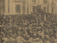 El funeral de José Domingo Gómez Rojas pasando frente a La Moneda, 1920