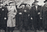 De izquierda a derecha, Gabriel González Videla, Pedro Aguirre Cerda, Marmaduke Grove y Arturo Olavarría Bravo