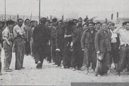 Refugiados españoles en un campo de concentración en el sur de Francia, 1939