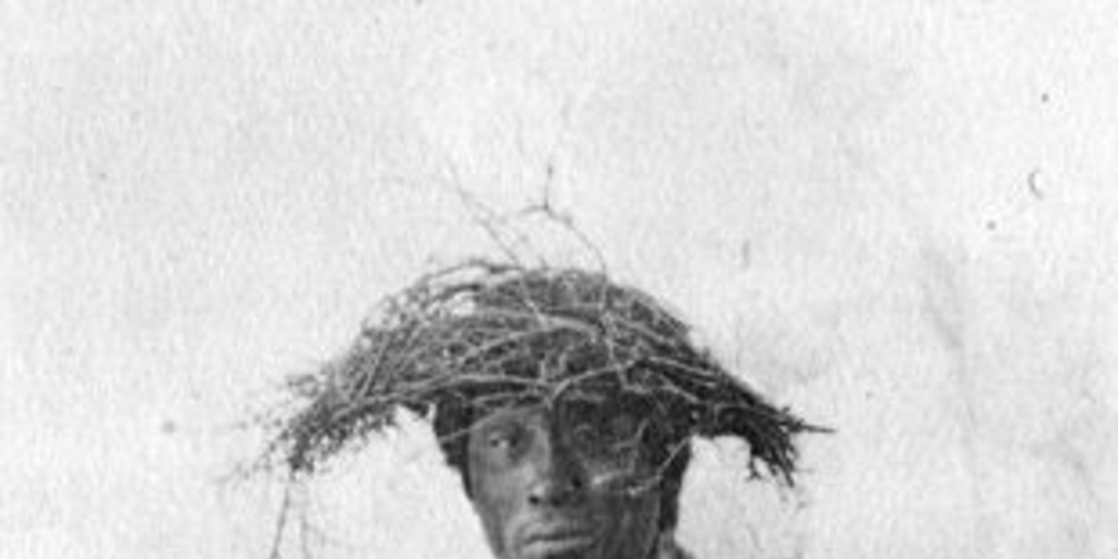 Hashé, emisario del espíritu Xalpen, durante el Hain de 1923