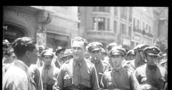Jorge González von Marées junto a un grupo de jovenes nacistas, 1940