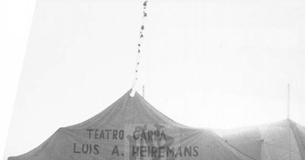 Presentación de La pérgola de las flores en la carpa-teatro Luis Alberto Heiremans, 1965
