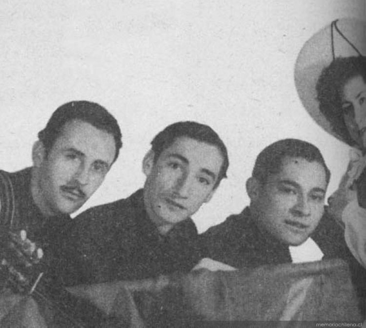 Los Hermanos Barrientos, 1947