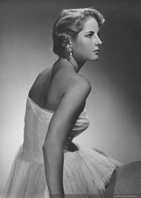 Retrato de Blanca Echeverría Lyon, hacia 1950