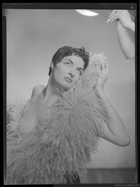 Retrato de Xenia Monty, ca. 1955