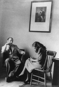 Pablo Neruda cónsul general en la Ciudad de México, hacia 1940