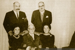 Carlos George Nascimento junto a sus cuatro hijos, 1965