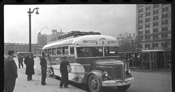 Bus Santiago-Curicó, ca. 1948