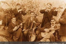 Tertulia musical, 1900