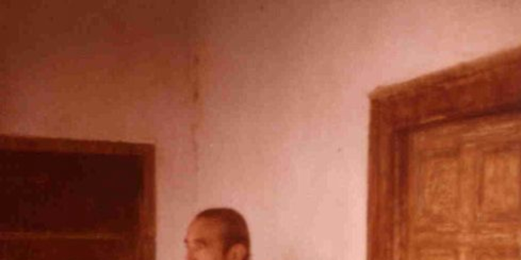Oreste Plath en la casa Museo Gabriela Mistral, 1982