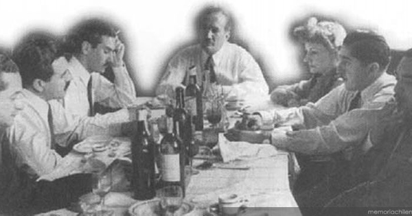 Reunión de pauta de periodistas de revista Ercilla, hacia década 1940