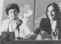 Raquel Correa y Elizabeth Subercaseaux durante el lanzamiento de su libro Ego Sum Pinochet