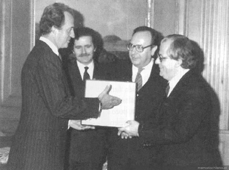 Emilio Filippi junto al rey Juan Carlos de España, 1983
