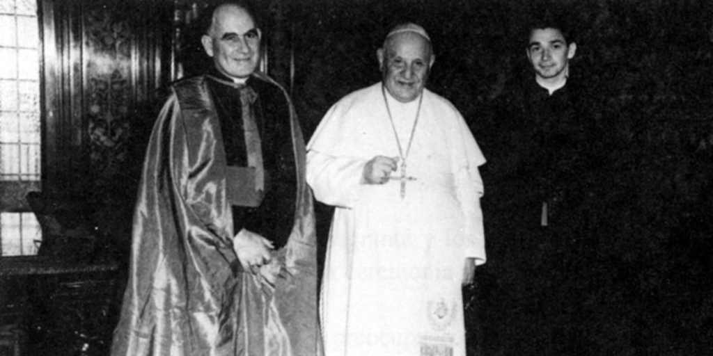 El Papa Juan XXIII y el Cardenal Raúl Silva Henríquez en Roma, 1960