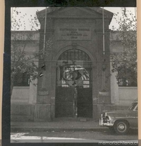 Frontis de la Universidad Técnica del Estado 1947
