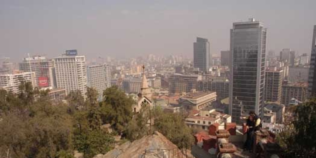 Vista de Santiago centro, desde el mirador del cerro Santa Lucía, octubre de 2006