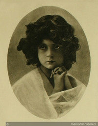 Lily Íñiguez, 1902-1926