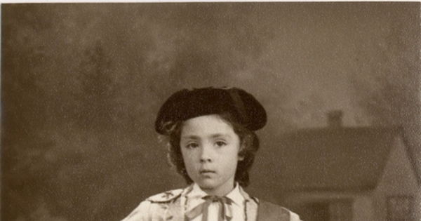 Niño disfrazado de torero, 1950