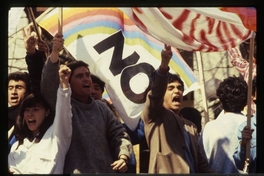 Celebración ciudadana en Santiago por el triunfo del No, 1988