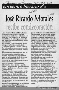 José Ricardo Morales recibe condecoración