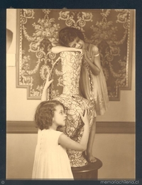 Retrato de Gabriela y Silvia Lezaeta, Santiago, 1930