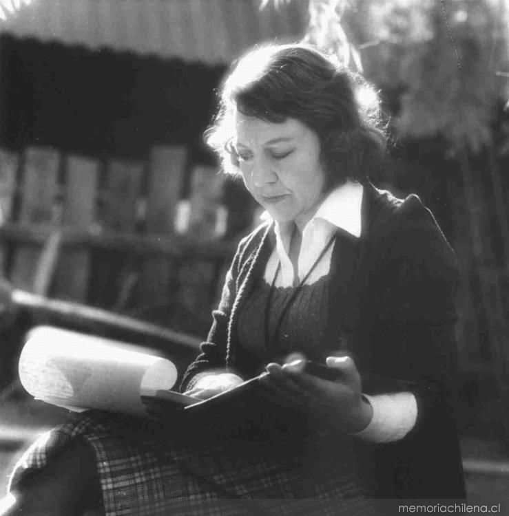 Delia Domínguez, 1931-
