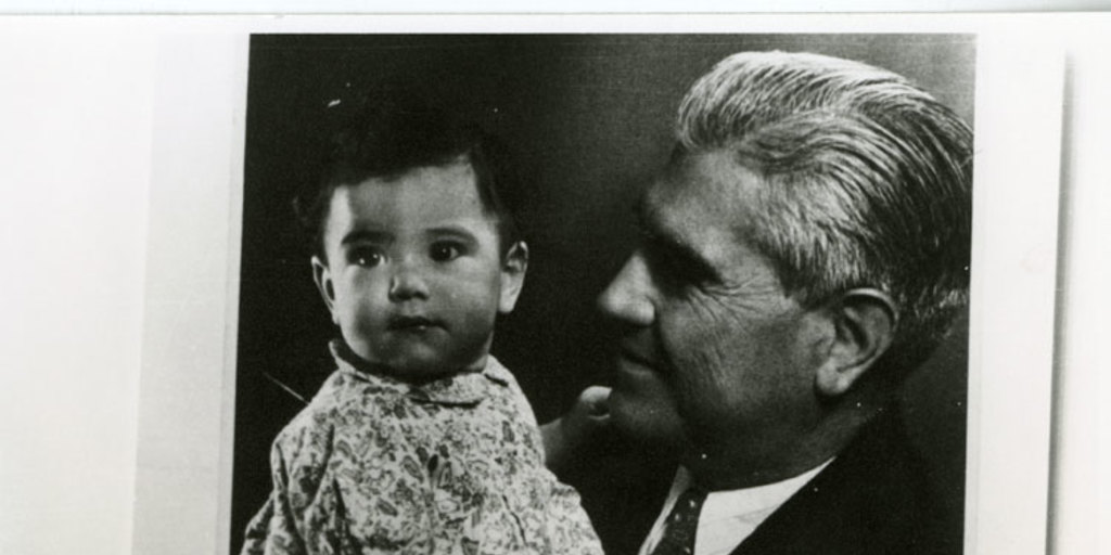 Manuel Rojas y su nieta Estela Ortiz