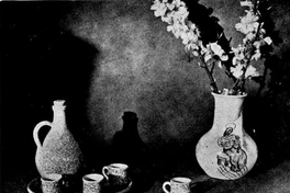 Jarros y florero, realizados en la Escuela de Artes Aplicadas, 1935