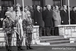 Patricio Aylwin, Presidente de la República, junto a Augusto Pinochet, 10 de julio de 1990.