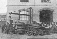 Compañía Electro-Metalúrgica S.A., Almacén y piezas listas para el embarque, Santiago, 1928