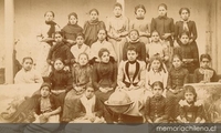 Grupo de alumnas, 1905