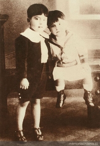 Augusto y Gerardo Pinochet Ugarte cuando niños