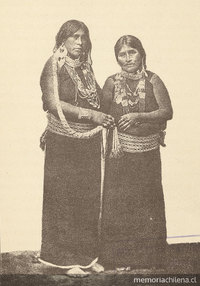 Araucanian women