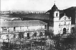 Vista de la capilla del Instituto Nacional en San Diego y Estación de Sangre, 1859